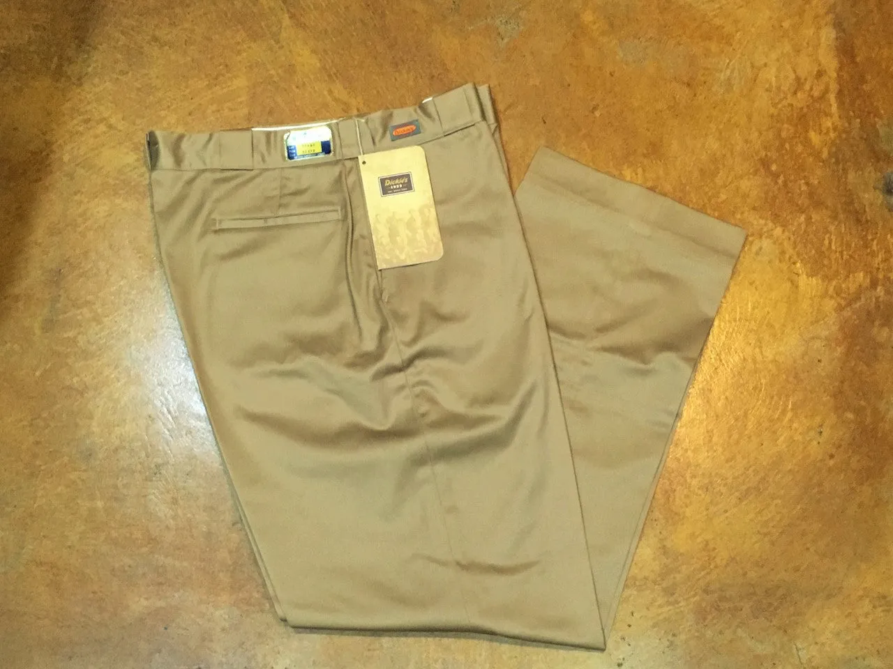 784AS Dickies 1922 Hemmed Chino Pants Suntan