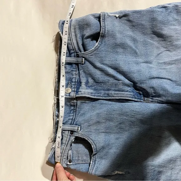ABERCROMBIE &amp; FITCH ~ The 90s Straight Ultra High Rise Cutoff Shorts