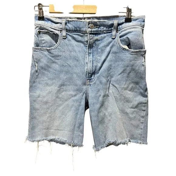 ABERCROMBIE &amp; FITCH ~ The 90s Straight Ultra High Rise Cutoff Shorts