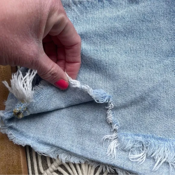 Agolde Distressed High Rise Jean Shorts 28