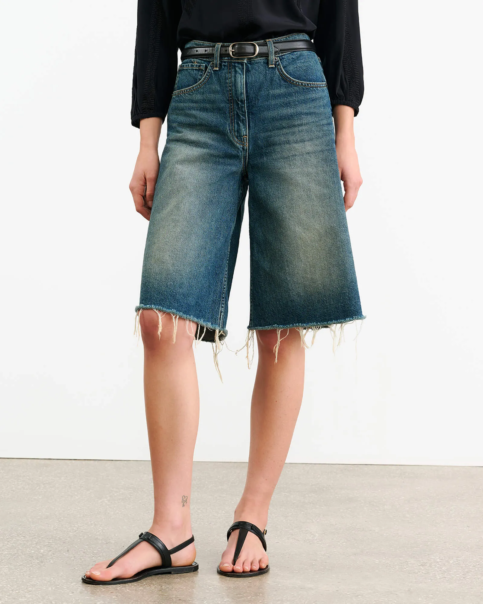 ALONA JEAN SHORT