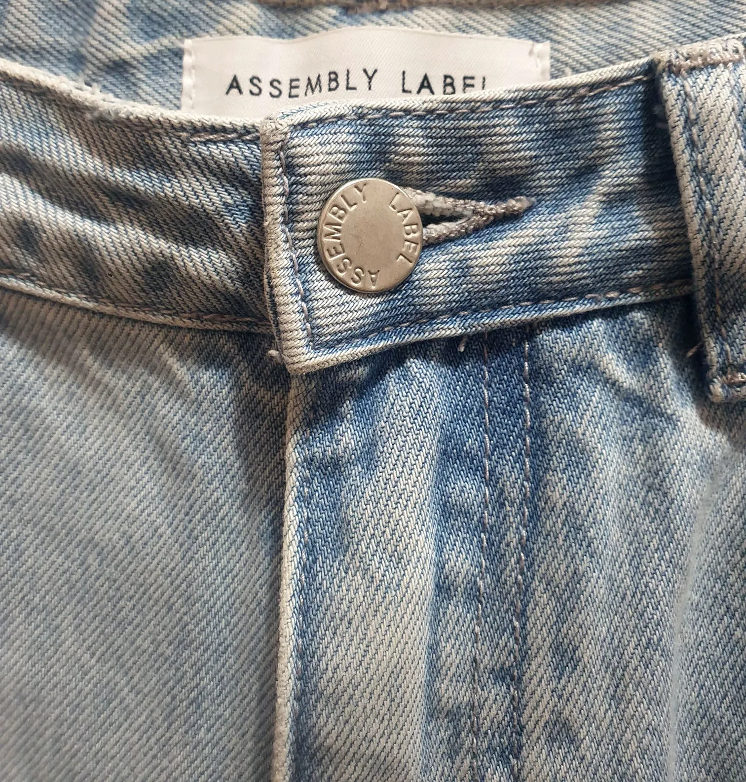 Assembly Label denim shorts size 10