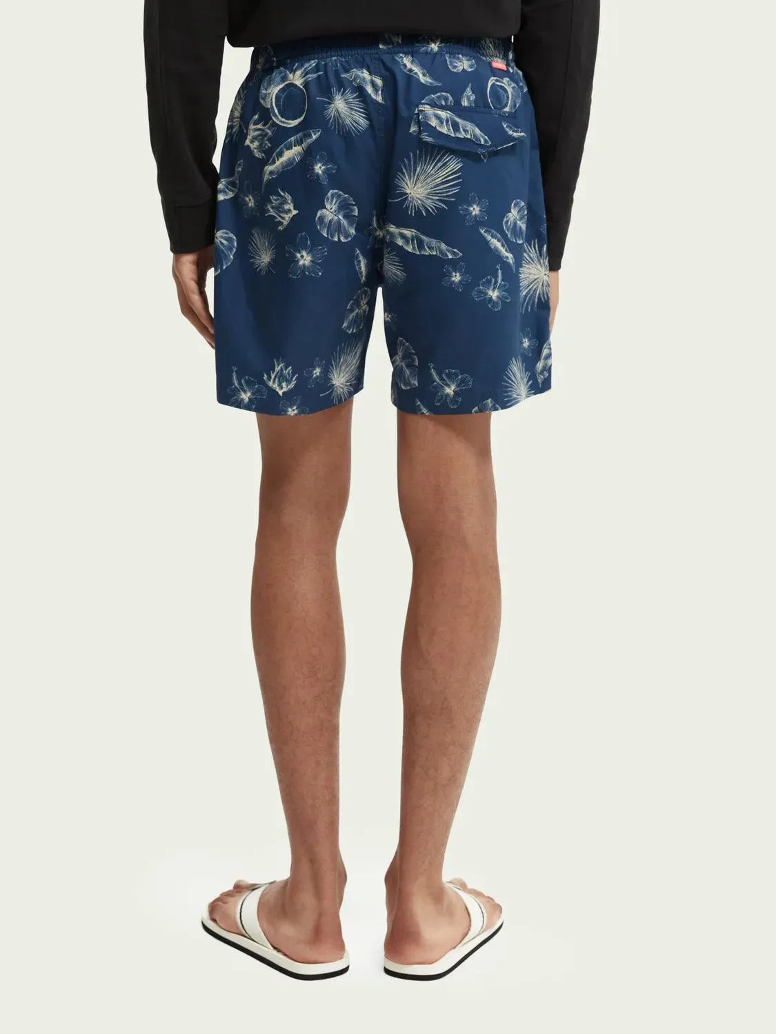 Bañador estampado de tamaño medio