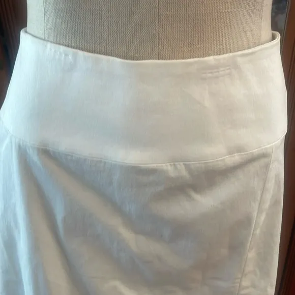 Banana Republic pencil skirt cotton slit white women’s size 10