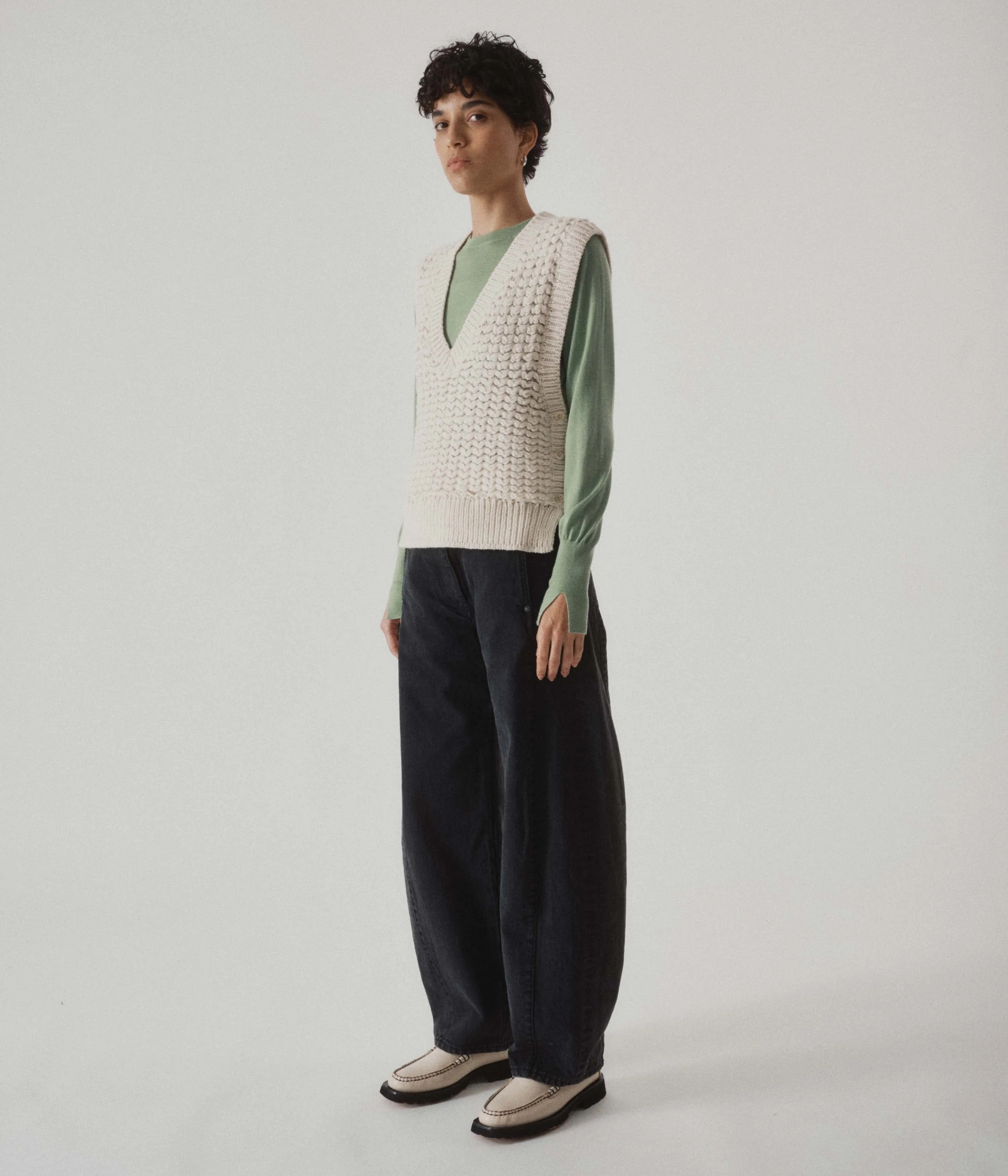 Barrel Denim Pants in Black