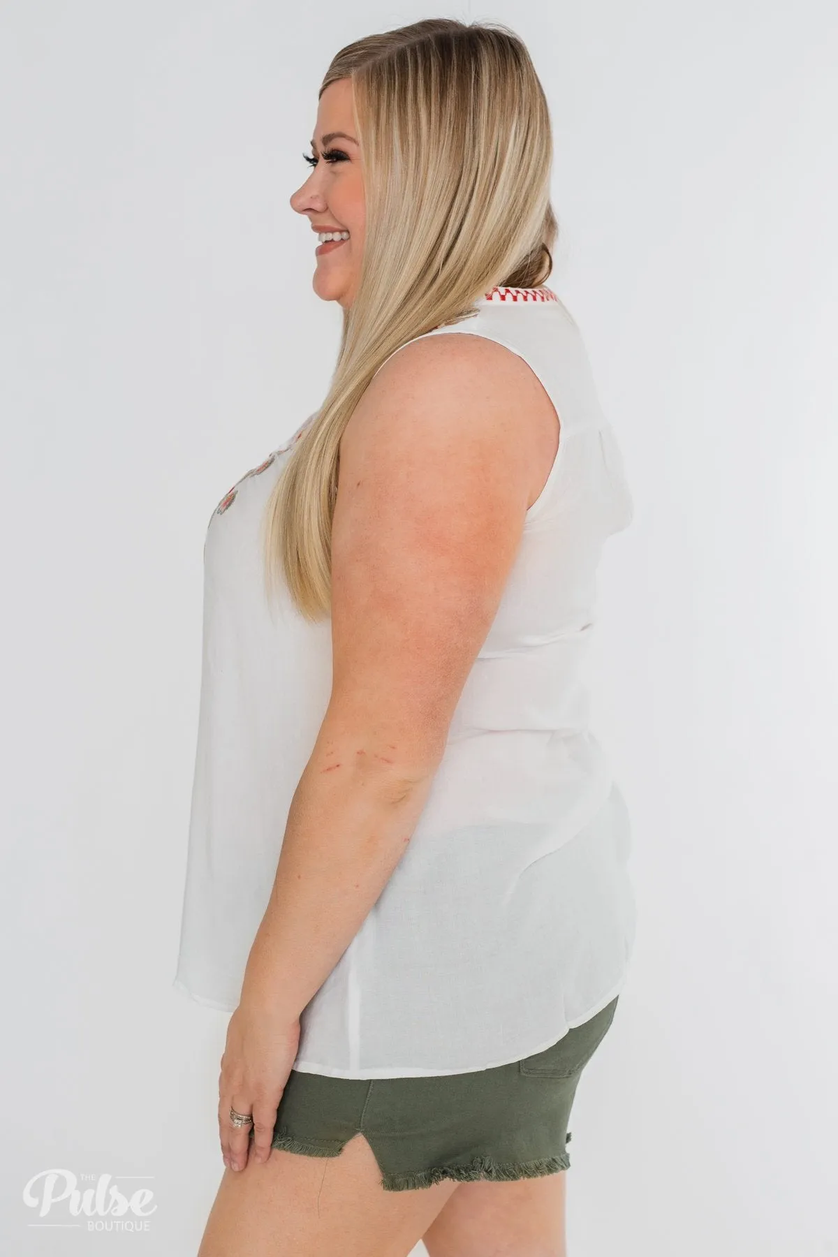 Beauty Remarks Embroider Tank Top- White