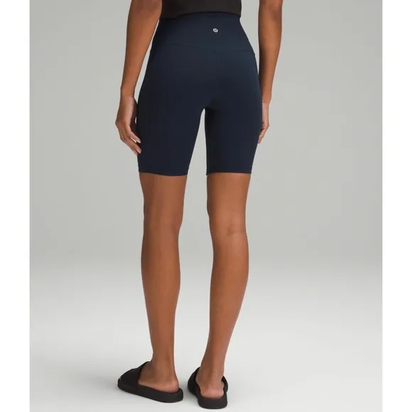 Black Lululemon Align High Rise Shorts 10”