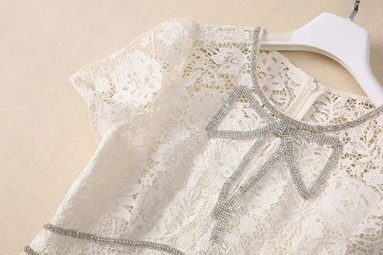 Brooks O-Neck Short Sleeves Diamond Bow Vintage Hollow Out Dress