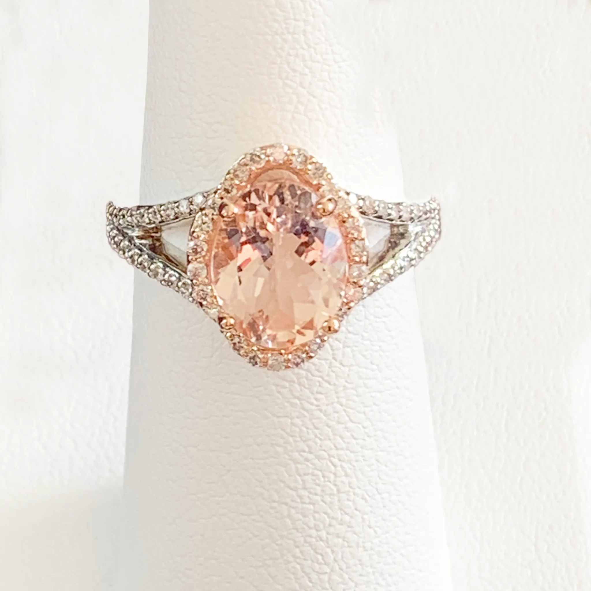 CA - New York 18 Karat Gold  Morganite and Diamond Ring