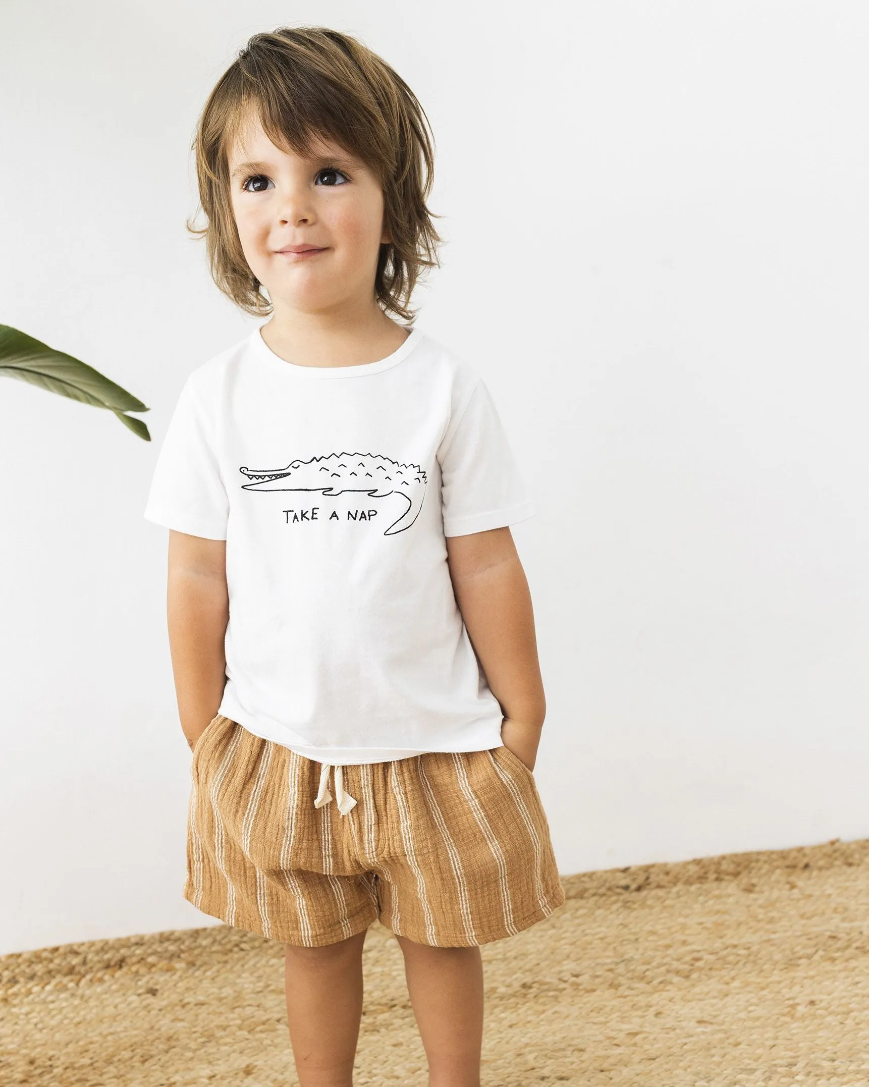 Caramel bermuda stripe shorts by Buho