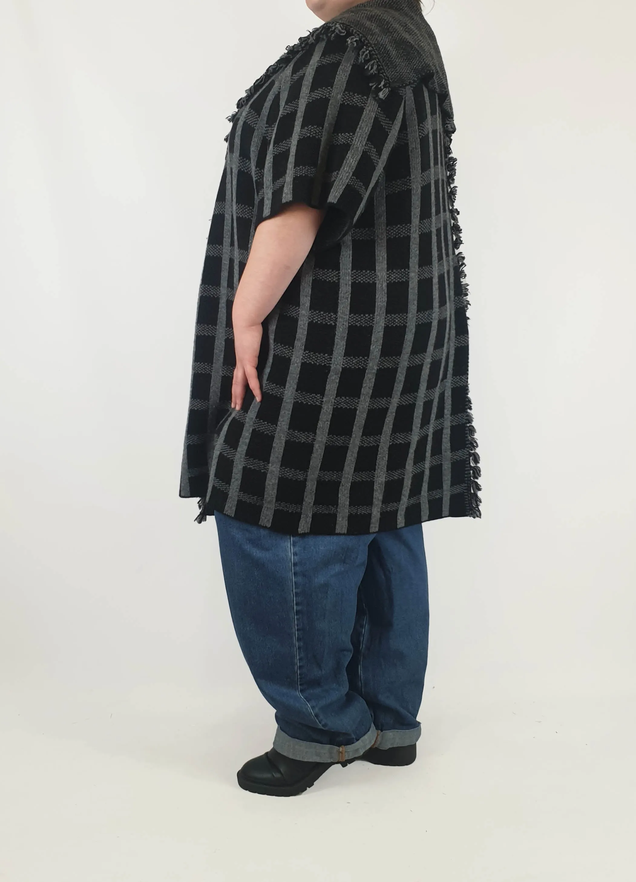 Country Road wool short sleeve cardigan/jacket one size