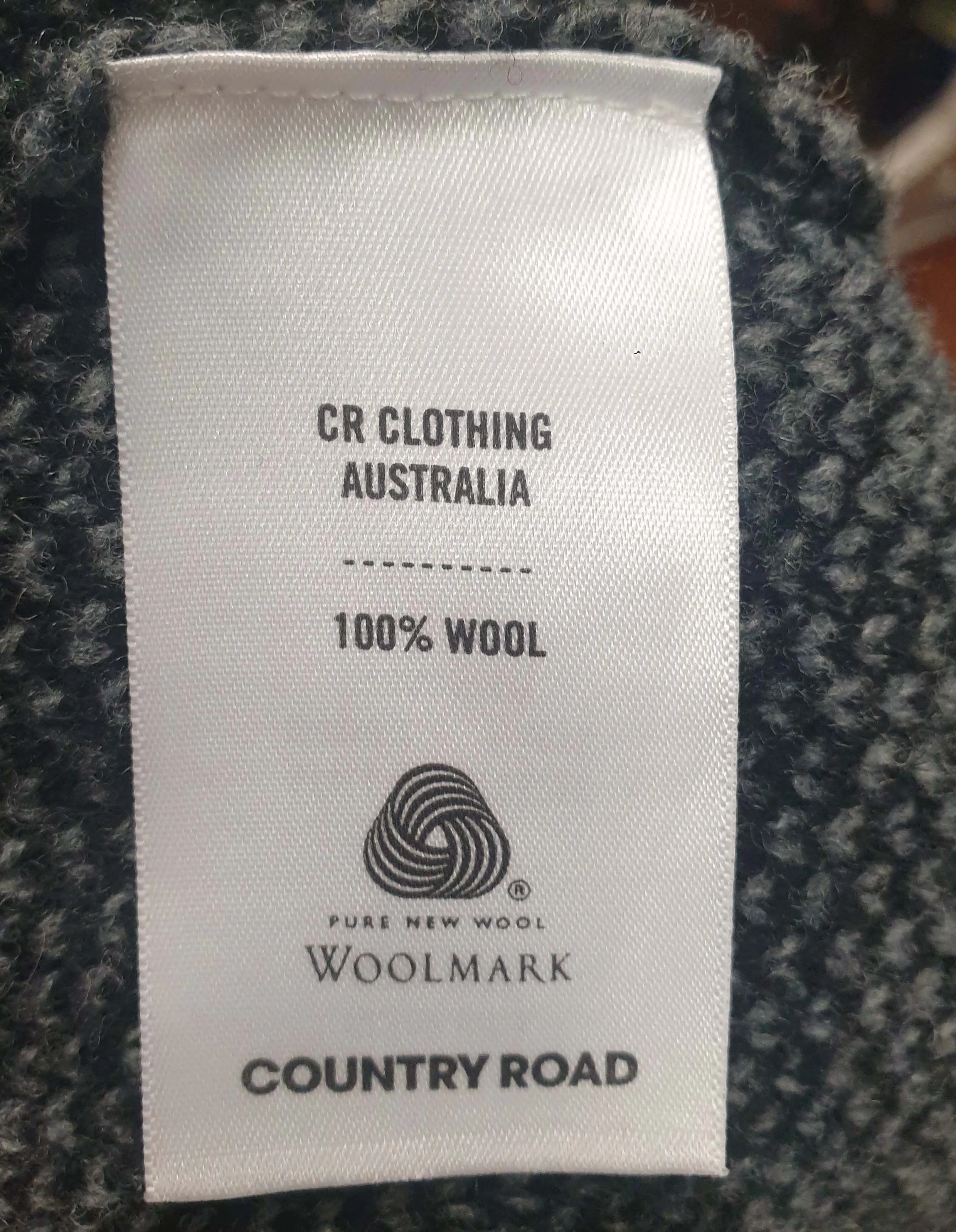 Country Road wool short sleeve cardigan/jacket one size