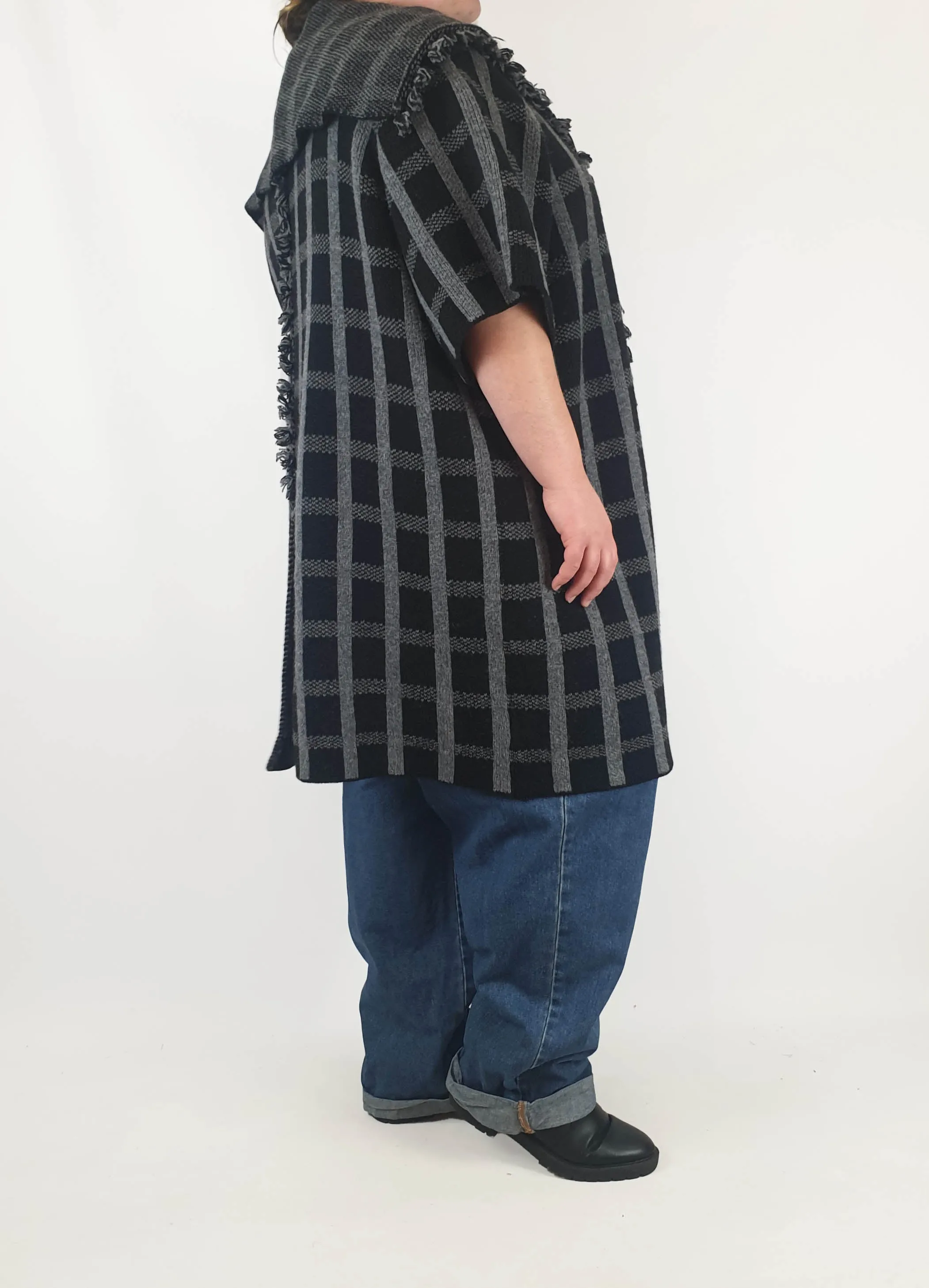 Country Road wool short sleeve cardigan/jacket one size