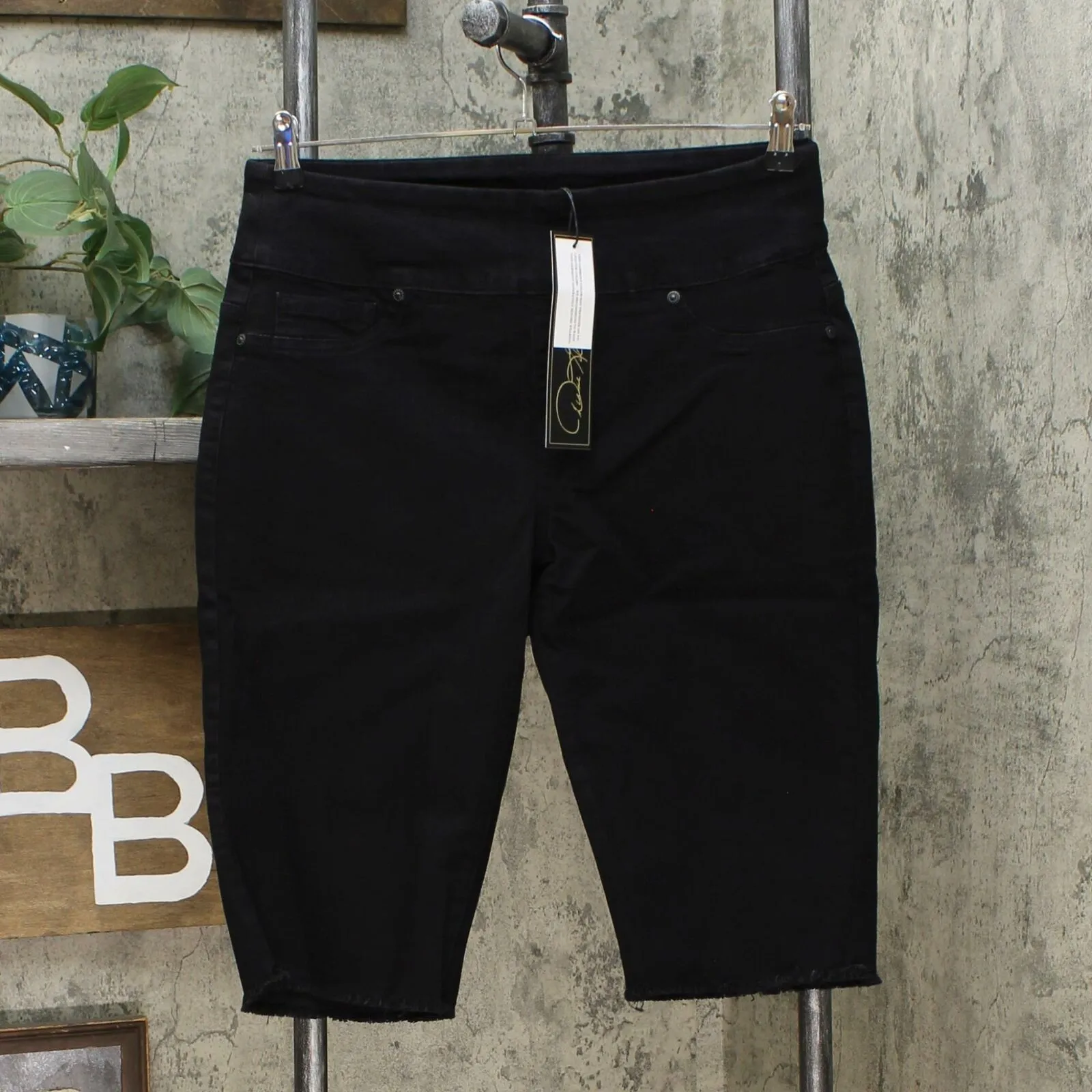 DG2 by Diane Gilman Women's Pull On Bermuda Shorts