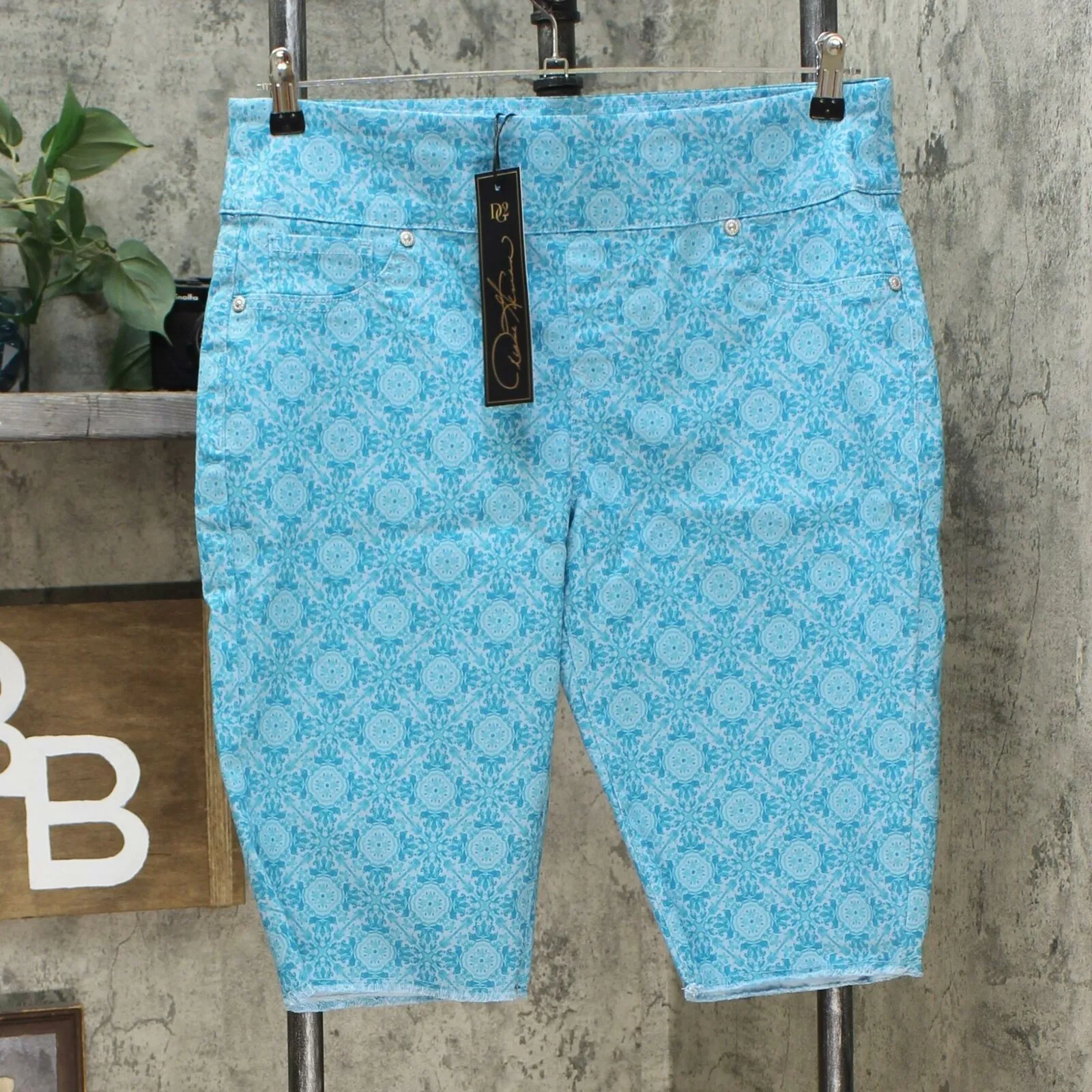 DG2 by Diane Gilman Women's Stretch Denim Pull On Bermuda Shorts