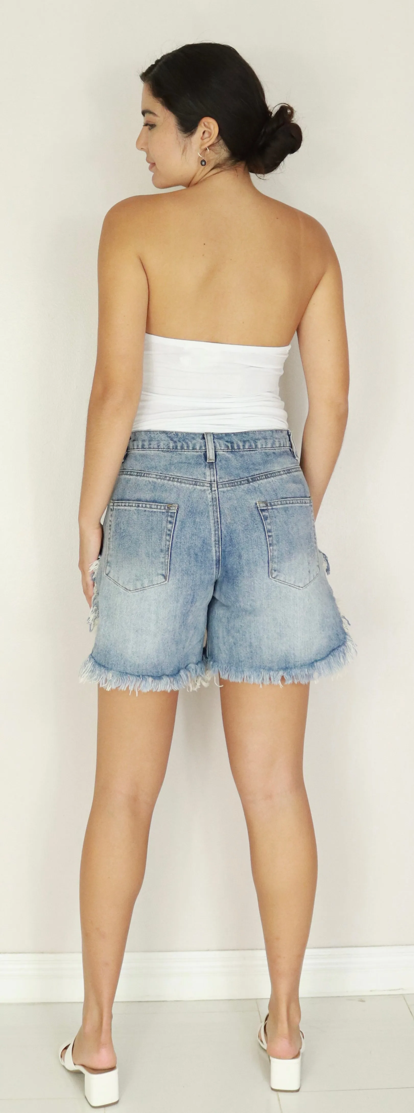 DISTRESSED BERMUDA SHORTS