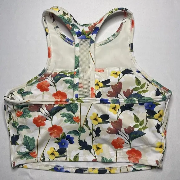 Fabletics Define High Waisted Shorts &amp; Clara Sports Bra Poppy Field S