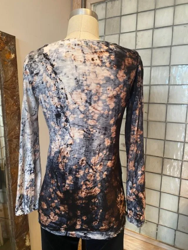 Gilda Midani New Round Tee