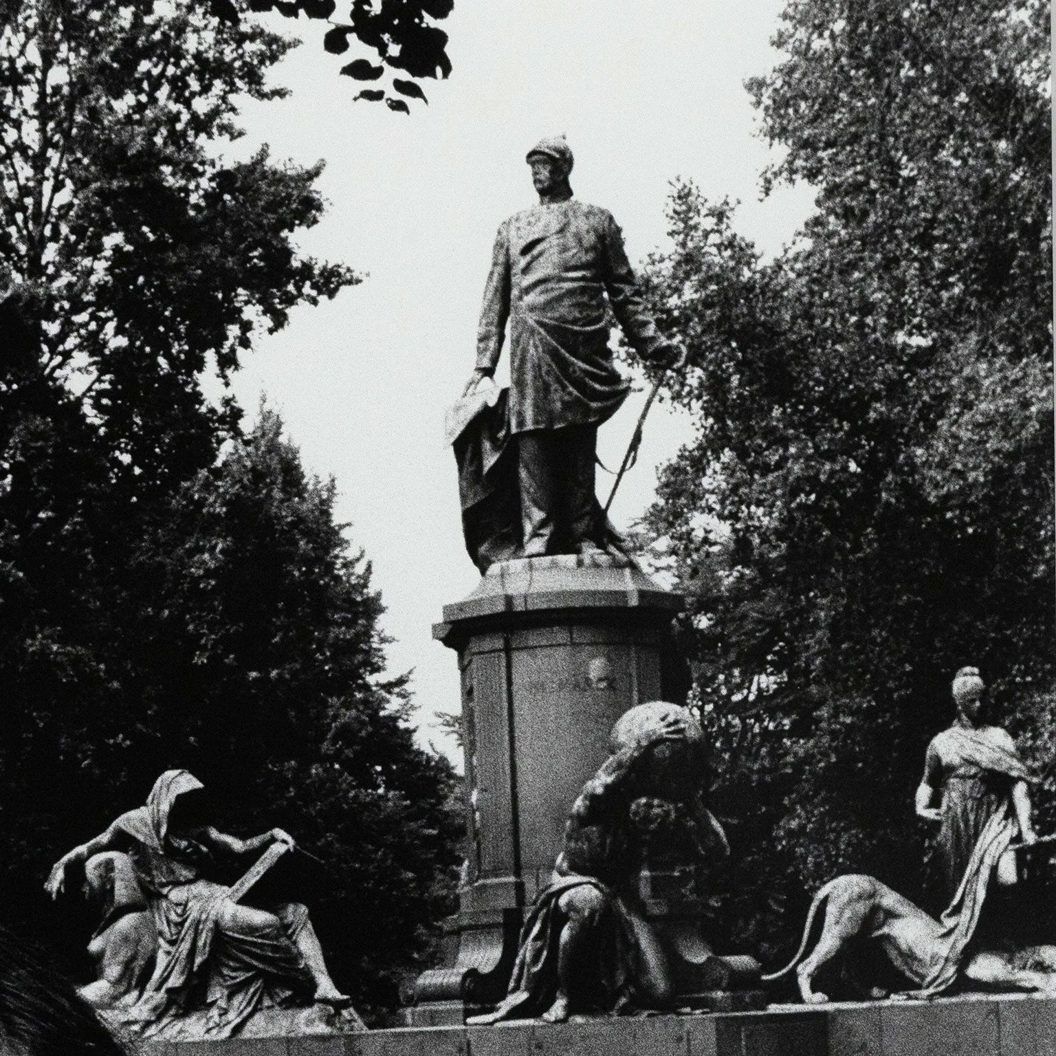 HELMUT NEWTON, "YOUNG WOMAN AND BISMARCK MONUMENT, BERLIN", 1979