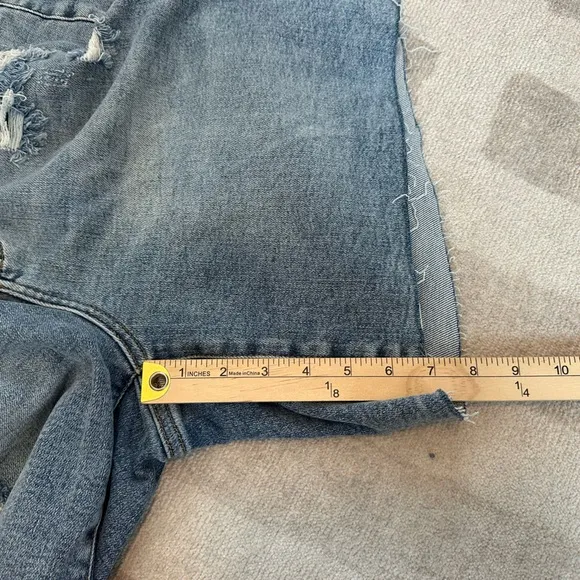 Judy Blue Women’s High Waisted Midlength Denim Patch Shorts NWT (Size 1XL)