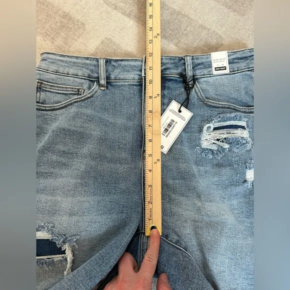 Judy Blue Women’s High Waisted Midlength Denim Patch Shorts NWT (Size 1XL)
