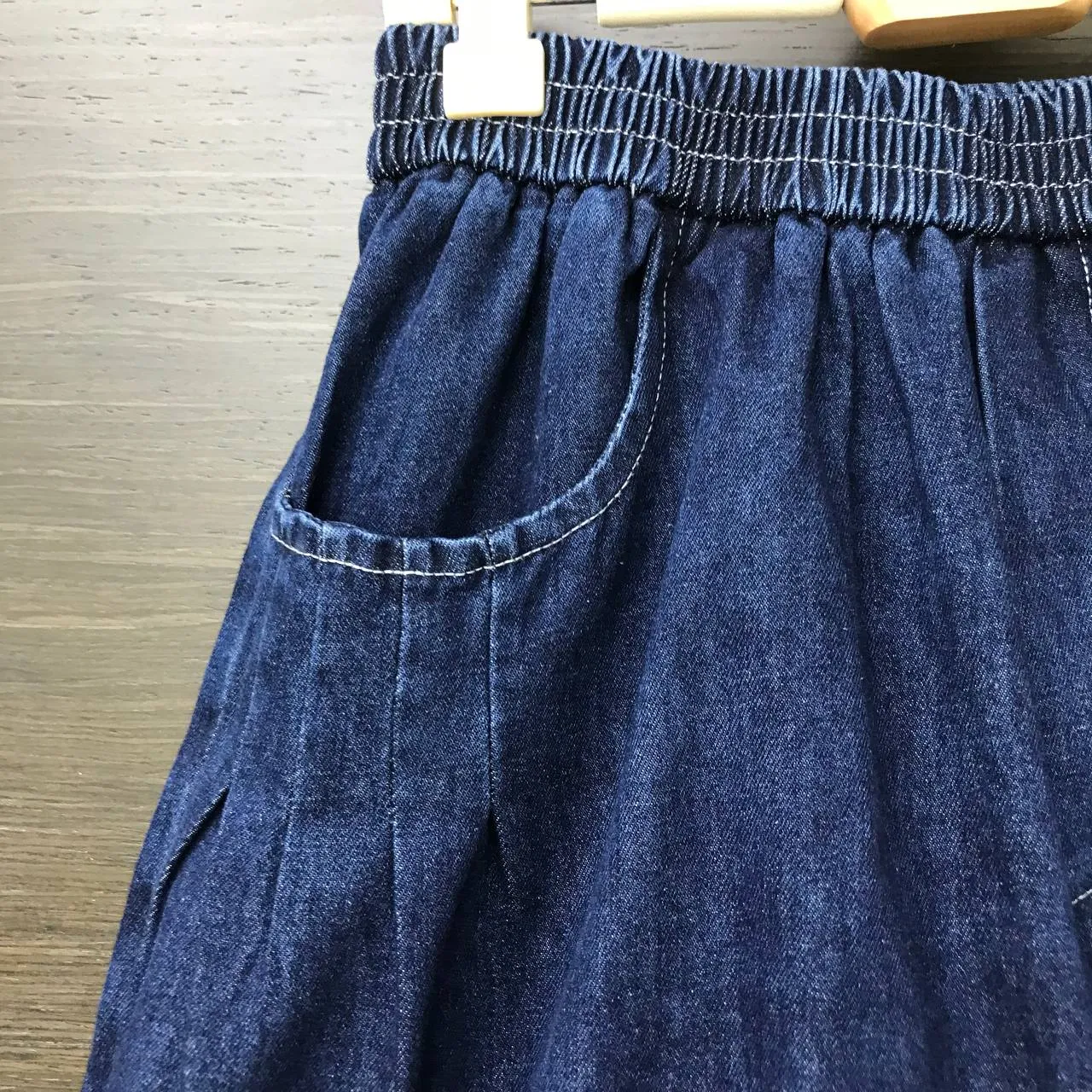 K040 寬腳牛仔短褲