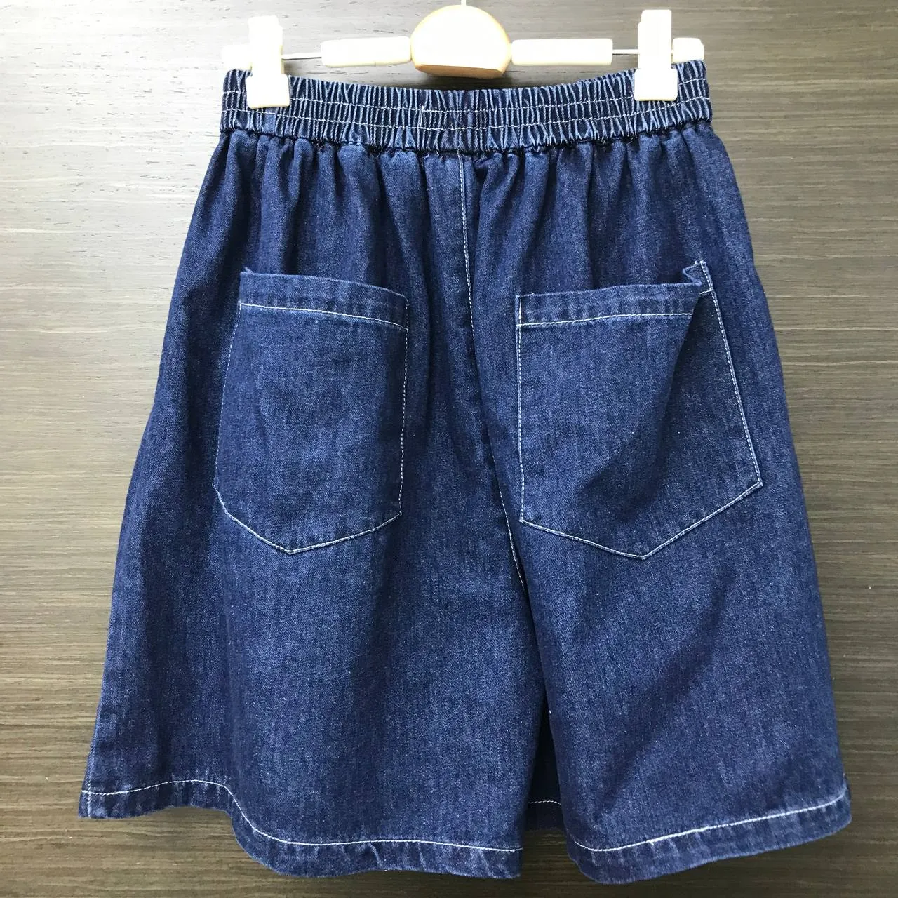 K040 寬腳牛仔短褲