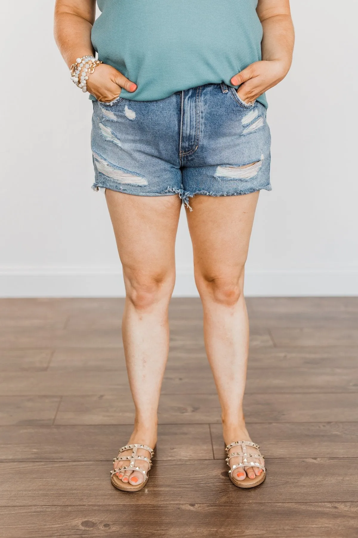KanCan Multi-Color Thread Distressed Shorts- Medium Lilliana Wash