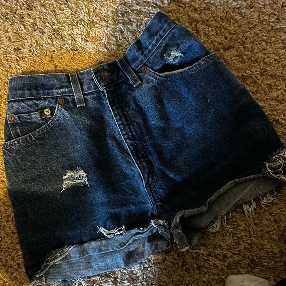 Levi’s high rise shorts