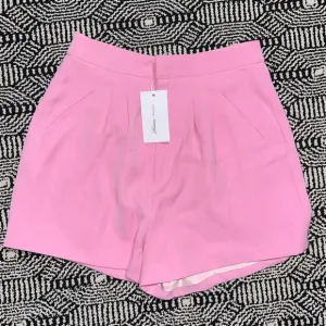 Lovers   Friends | NWT! Trouser High Waisted Shorts In Pink Size: Small