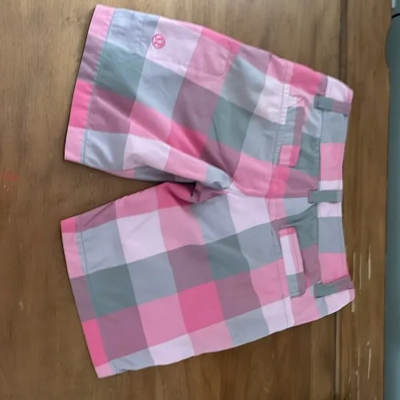 Lululemon Bermuda Shorts Size 4