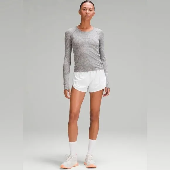 Lululemon White Track That High-Rise LinedShort 3&quot; Size 4
