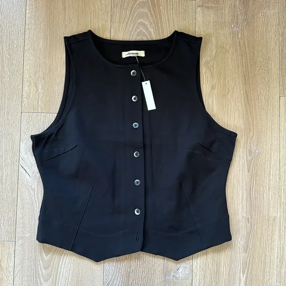 Madewell Cutaway Button-Front Vest in Ponte