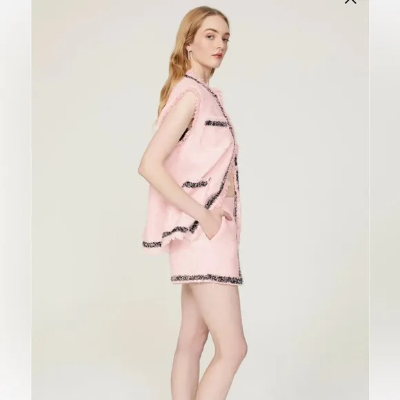 MSGM Pink Tweed Shorts Boucle Light Pink Fringe Plaid White Black Trim Preppy 12