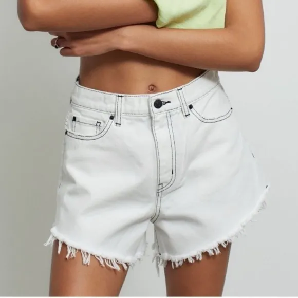 NEW BDG Pinched Waist Shorts High Waisted Cotton Size 31 Frayed Hem Festival