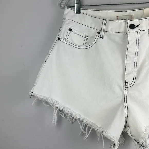 NEW BDG Pinched Waist Shorts High Waisted Cotton Size 31 Frayed Hem Festival