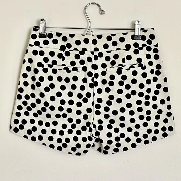 NEW J. Crew Polka Dot Pleated Flat Front Ivory Shorts Women’s size 2