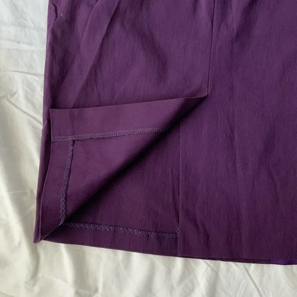 NEW UK brand Hybrid Fashion violet pencil skirt with a cut at the back