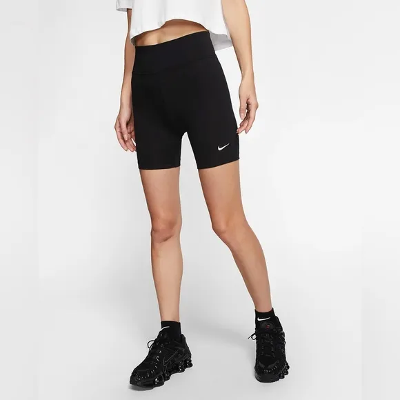 Nike Women's Leg-A-See Bike Shorts - 2 pack Grey &amp; Black NWOT