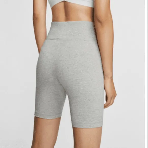 Nike Women's Leg-A-See Bike Shorts - 2 pack Grey &amp; Black NWOT