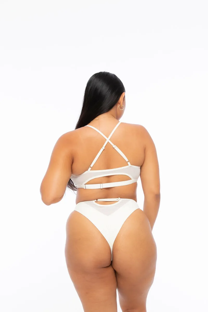 Nona Perkasa Zara Bottoms - Ivory