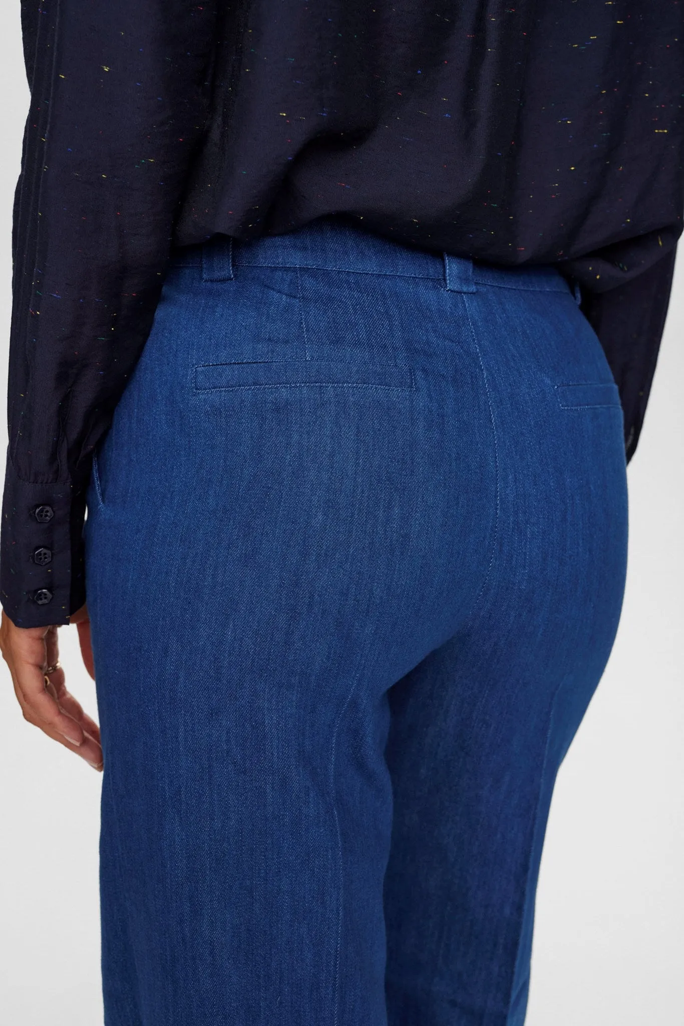 NUALETTA PANTS - Med. Blue Washed Denim