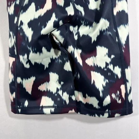 NWT $78 SWEATY BETTY [‎ XXS 0 ] Super Sculpt 8&quot; Biker Shorts Blue Flow Print