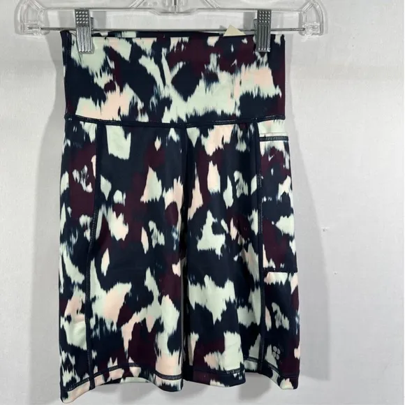 NWT $78 SWEATY BETTY [‎ XXS 0 ] Super Sculpt 8&quot; Biker Shorts Blue Flow Print