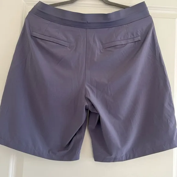 NWT ATHLETA Venture Bermuda Shorts Women’s Size 10