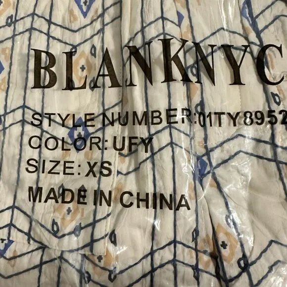 NWT Blank NYC Women’s Printed Quilted High Waisted Shorts White/Blue - XSmall