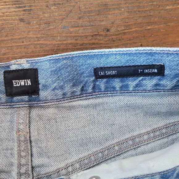 NWT Edwin Cai Long Shorts Medium Wash Blue Denim Bermuda Cut Off Women's Size 26