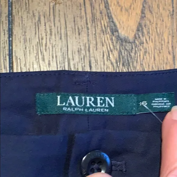 NWT Lauren Ralph Lauren ‘Capri Navy’ Bermuda Short