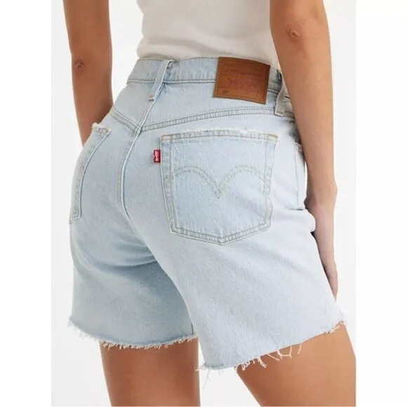 NWT Levis 501 Mid Thigh Denim Jean Shorts Size 27 Light Blue Wash