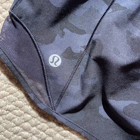 NWT lululemon Hotty Hot shorts